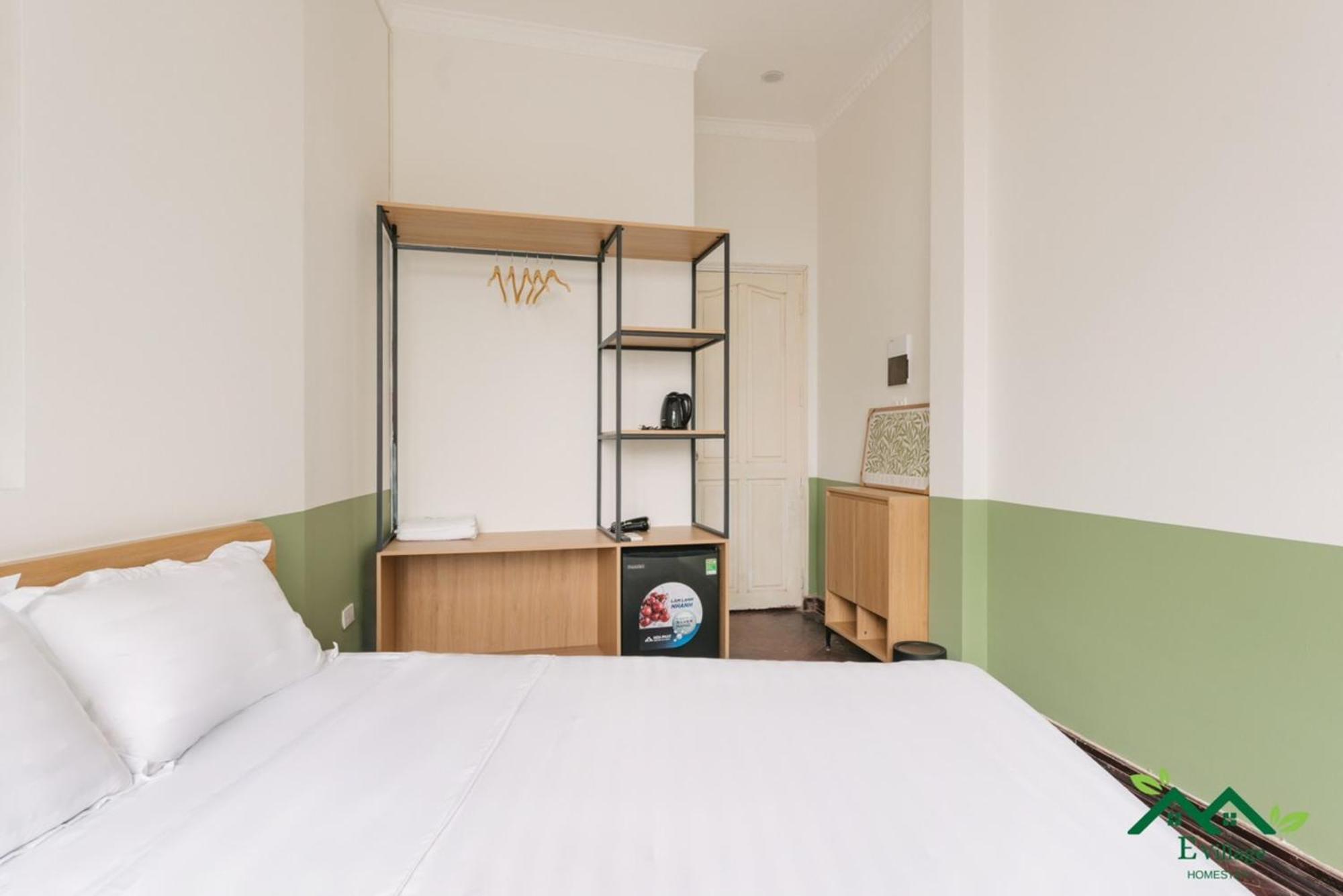 E Village Hotel Hanoi Exteriör bild